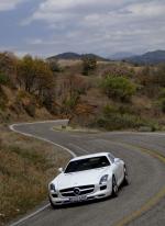 Mercedes-Benz SLS AMG White 2011 года